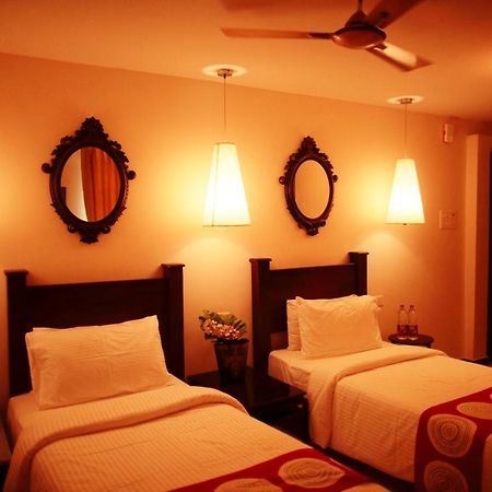 Hotel Highnest Singapperumalkovil Экстерьер фото