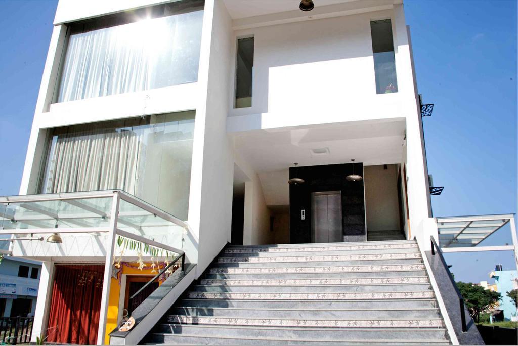 Hotel Highnest Singapperumalkovil Экстерьер фото