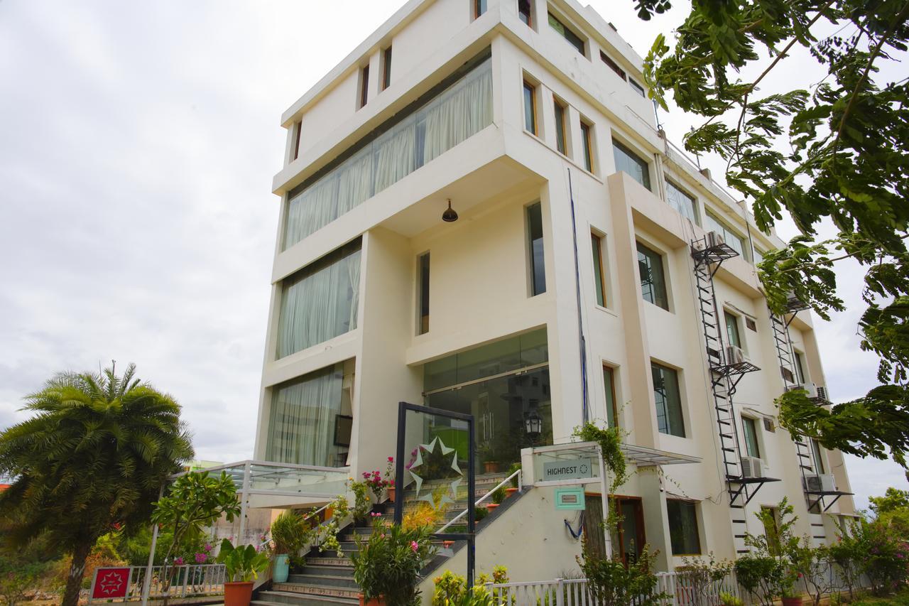 Hotel Highnest Singapperumalkovil Экстерьер фото