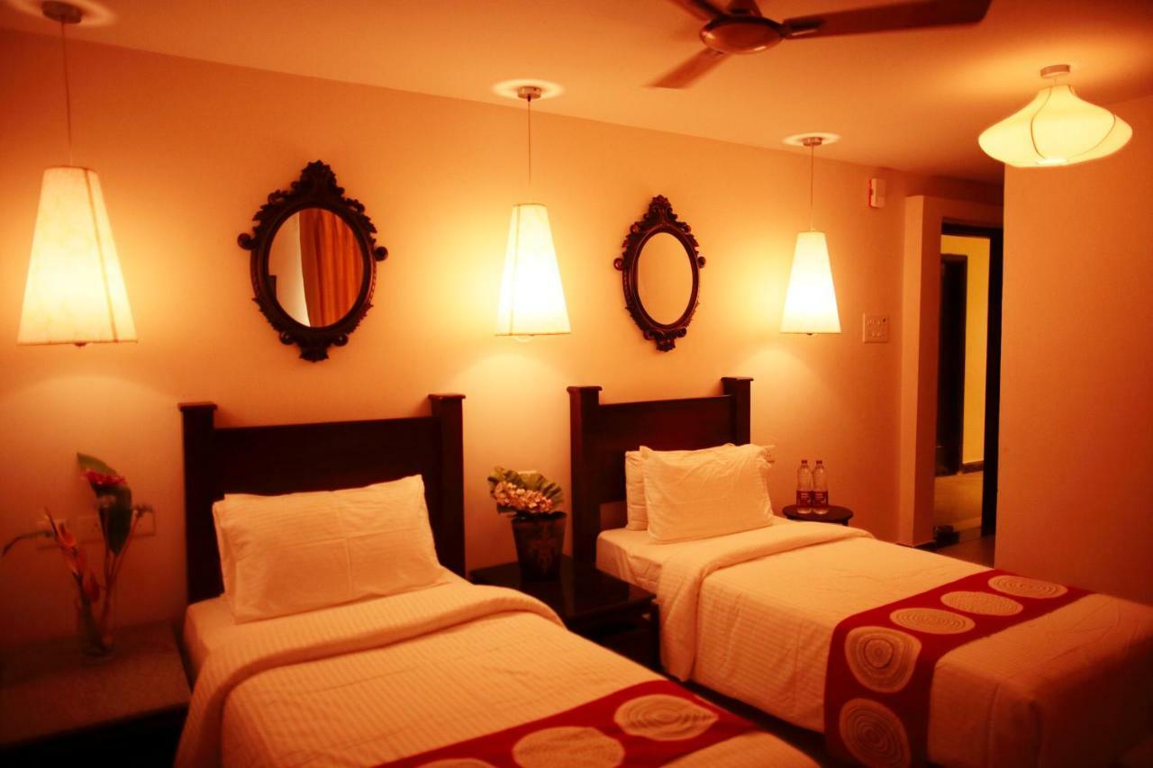 Hotel Highnest Singapperumalkovil Экстерьер фото