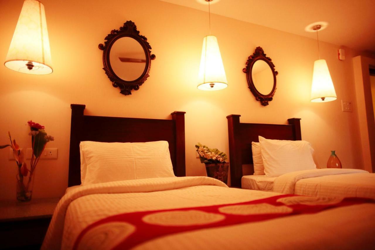 Hotel Highnest Singapperumalkovil Экстерьер фото