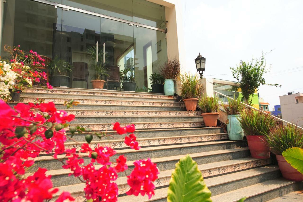 Hotel Highnest Singapperumalkovil Экстерьер фото